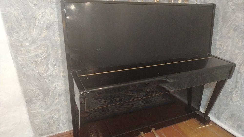 Продам пианино Белорусь