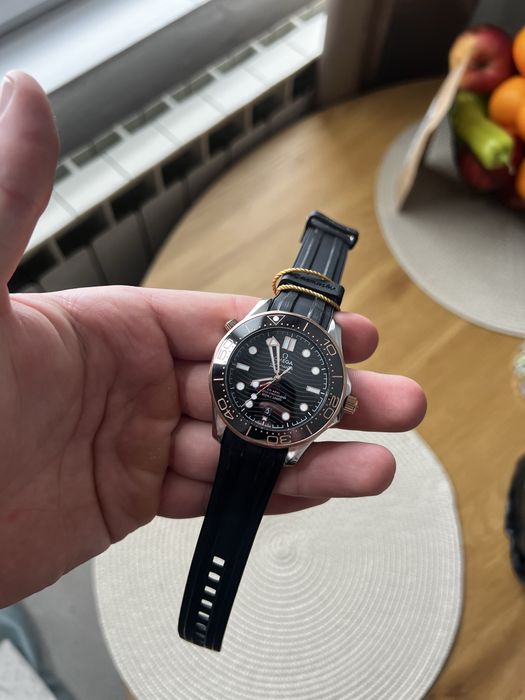 Omega Seamaster Diver 300m