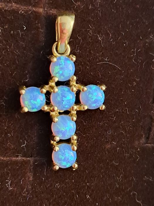 Cruciulita  aur 14 k cu opale