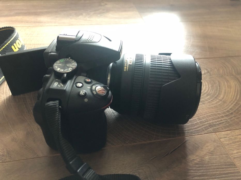 Nikon D 5300 + обектив  Nikkor 18-105 и чанта