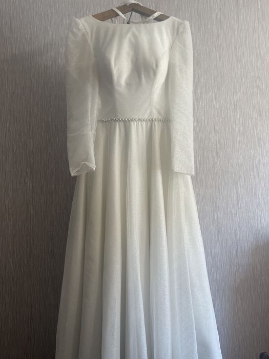 Продам свадебное платье