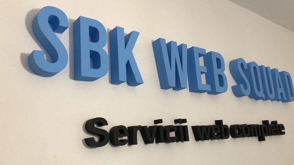 Litere din polistiren logo-uri cifre forme volumetrice reclama