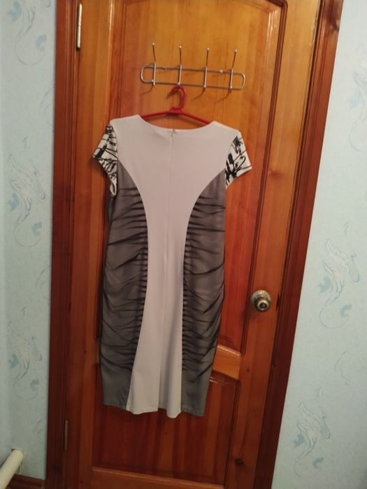 Платье  женское 52 размер