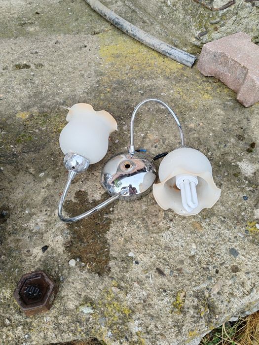 Lustra camera cu 2 becuri