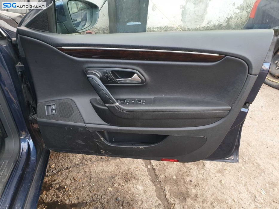 Panou Tapiterie Fata Usa Interioara Dreapta Fata Pasager Piele Neagra Volkswagen CC 2012 - 2017 [C3841]