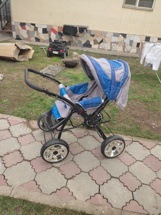 Коляска детская продам