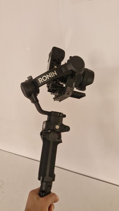 Sony A6400 + Sigma 16mm F1.4 + Ronin SC2, Kit Complet pentru Filmare 4K