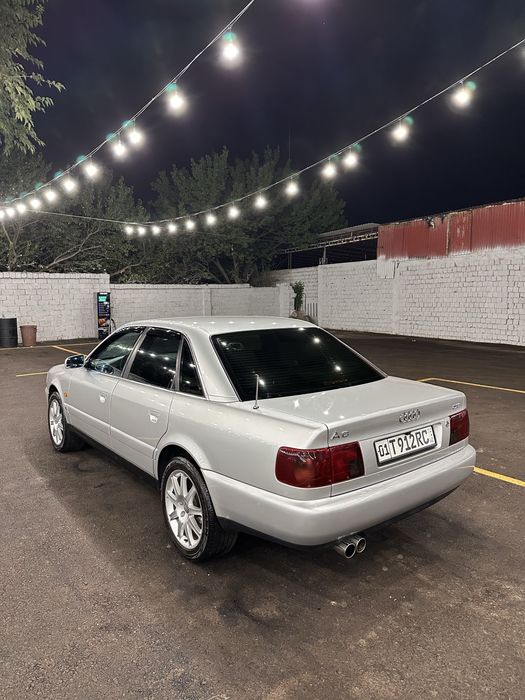 Продаю свою Audi a6 c4 2.6