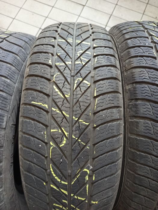 Зимни гуми 195/65/15