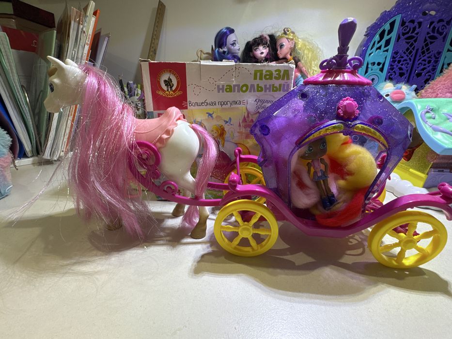 Карета с лошадью и пазл напольный крупный игрушки для девочки