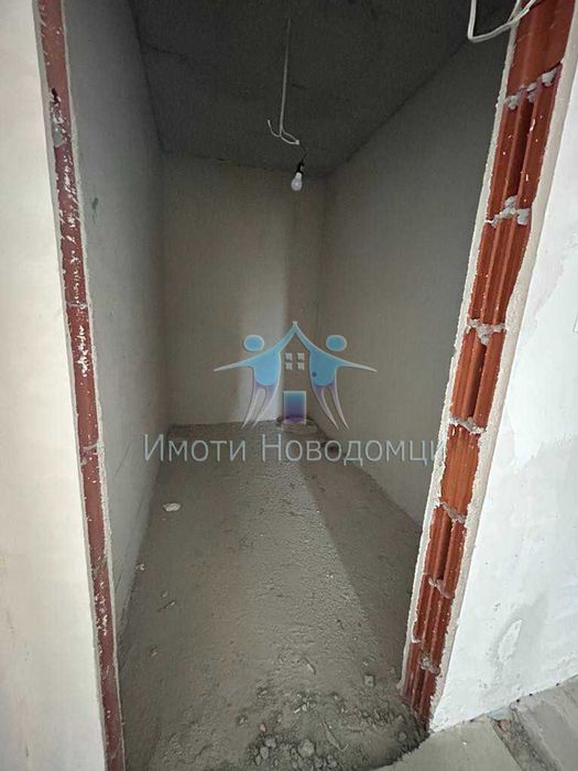 Продава се Тристаен апартамент в Шумен, Боян Българанов 1 - 93 кв.м за 1207 €/кв.м - Снимка #3