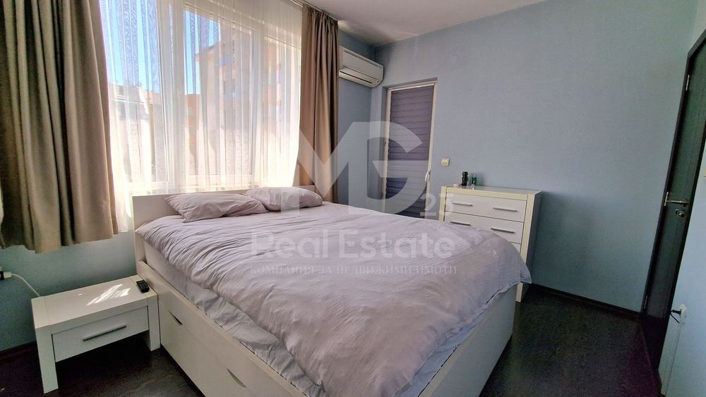 Продава се Тристаен апартамент в Пловдив, Кючук Париж - 85 кв.м за 2471 €/кв.м - Снимка #8