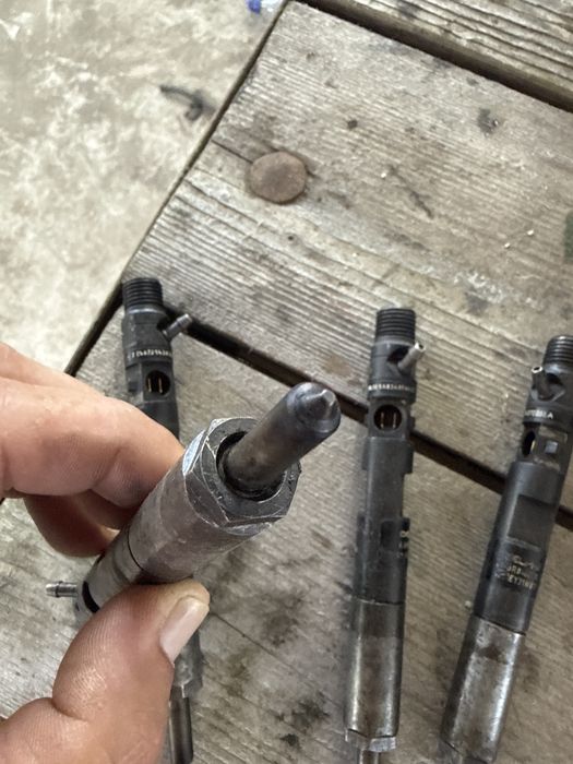 Injectoare Delphi 1.5 dci  euro 4