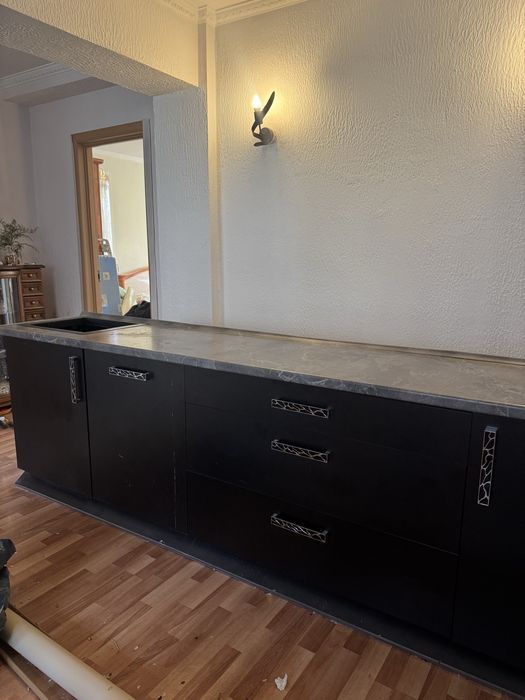 СРОЧНО! Продаю кухню