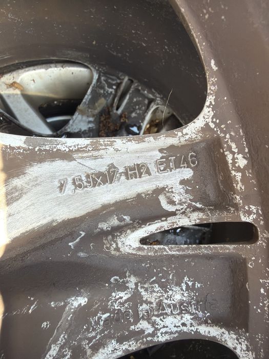 Janta aliaj cu anvelopa MercedesA2204012402