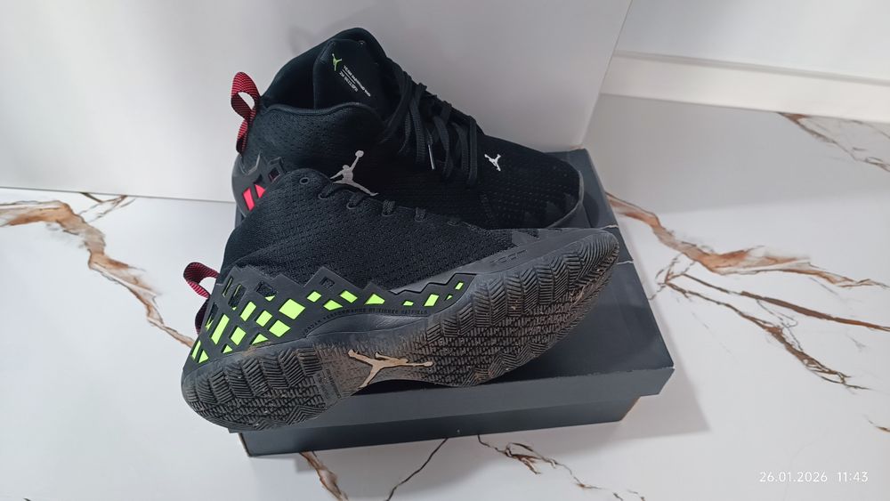 Basketball  Shoes Nike  Nike Jordan Jumpman Diamond Mid