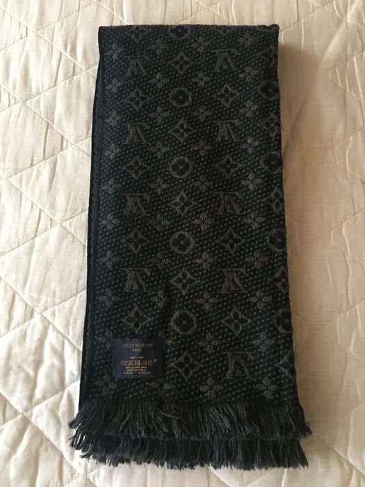 Louis Vuitton вълнен двулицев шал