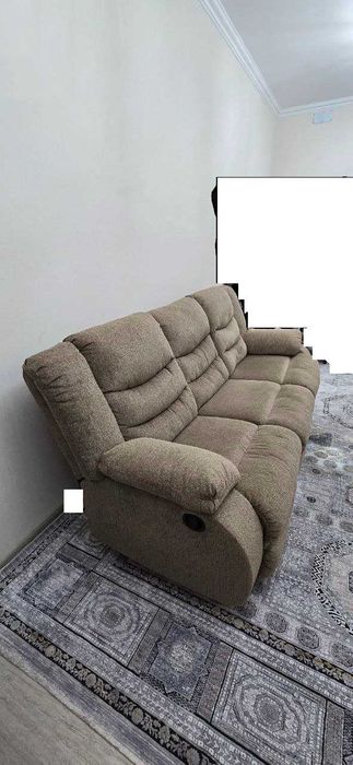 Продается диван Ashley в идеальном состоянии