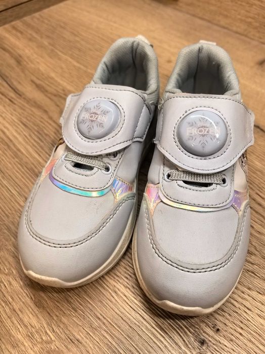 Светещи маратонки за момиченце LC Waikiki Frozen