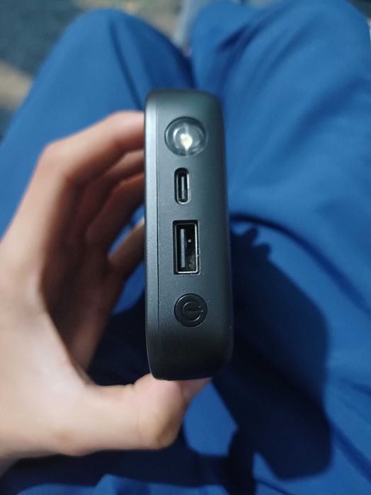 Повер банк 7AMAI