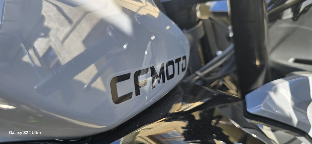 CF MOTO 300SR мотоцикл
