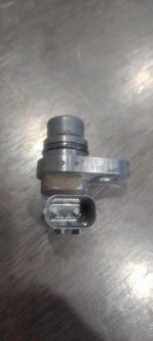 Датчик положения колленвала мазда3 2006год