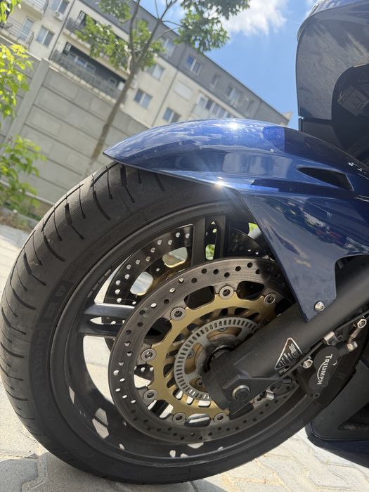 Triumph Sprint ST 1050 ABS