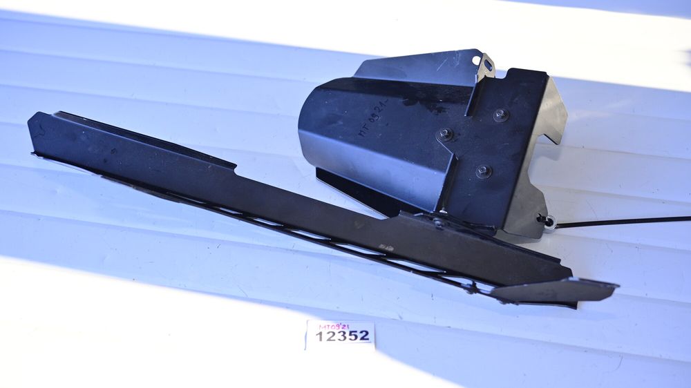 Aripa Aparatoare Roata Roata Spate Si Lant Yamaha MT09 2021 -