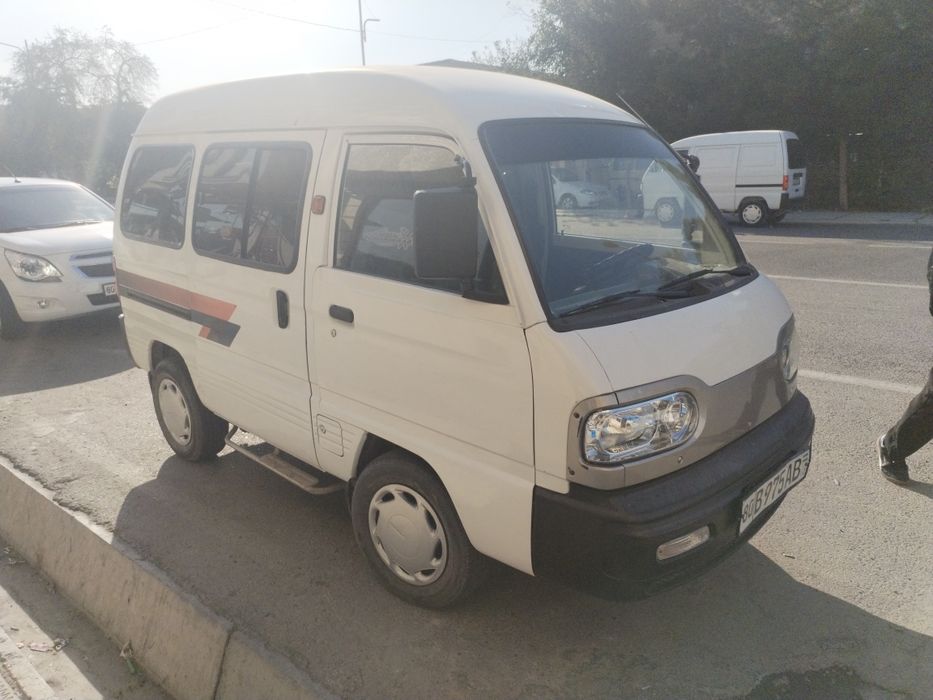 Дамас сотилади нактга