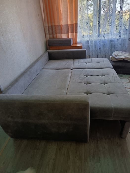 Продам диван в отличном состоянии!