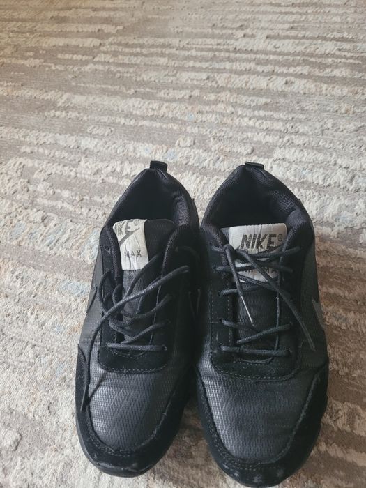 Кроссовки детские