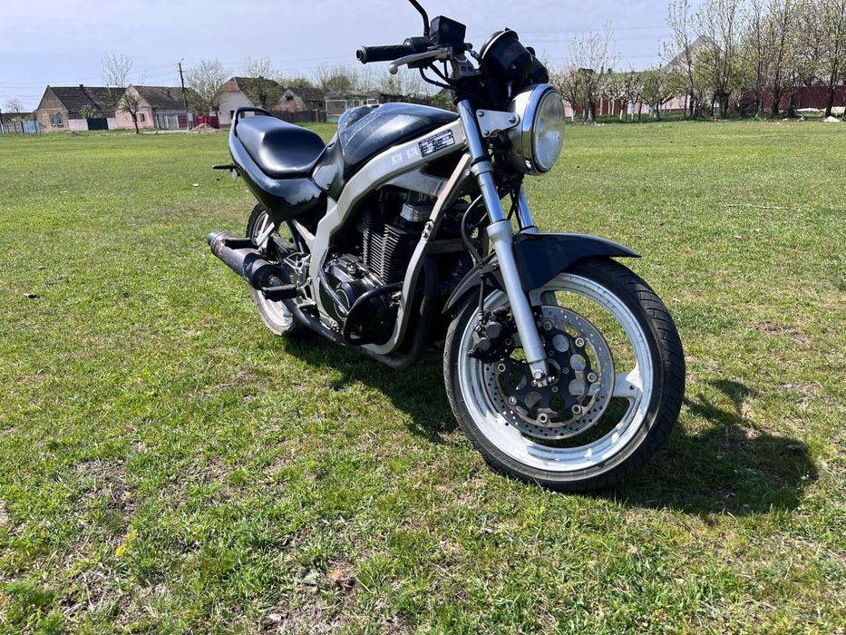 Vând Suzuki GS 500