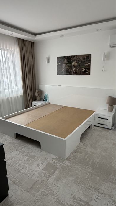 Pat matrimonial cu noptiere incluse  180x200 / 160x200