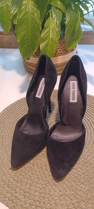 Steve Madden Pantofi negri stiletto de piele intoarsa - marimea 40