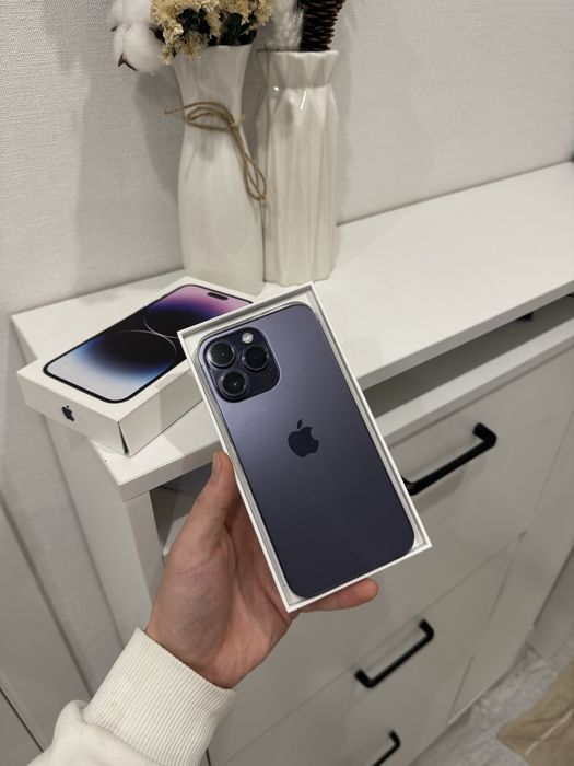 Iphone 14 pro max purple