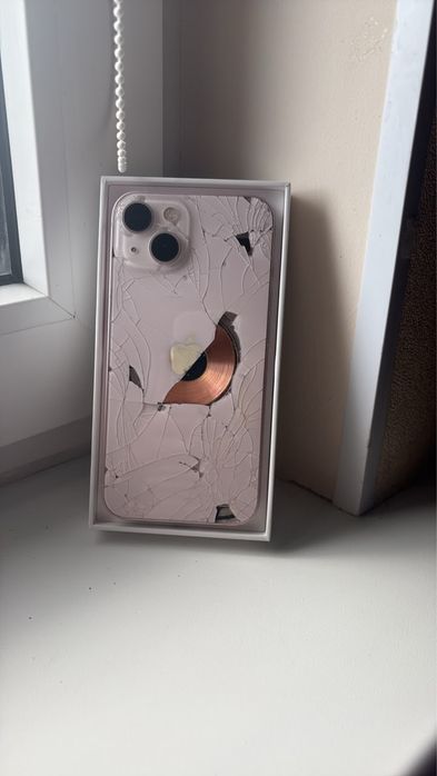 iPhone 13 , 128 GB