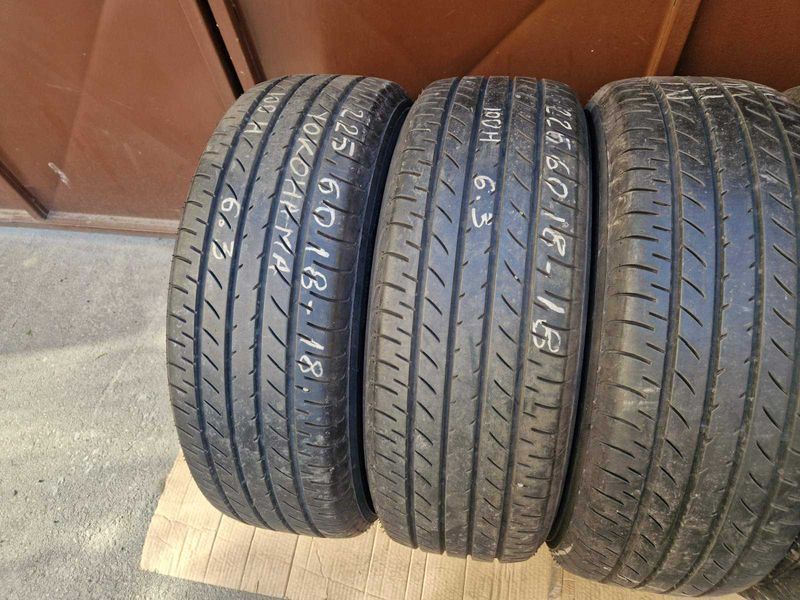 4 Yokohama R18 225/60
летни гуми 
DOT1818