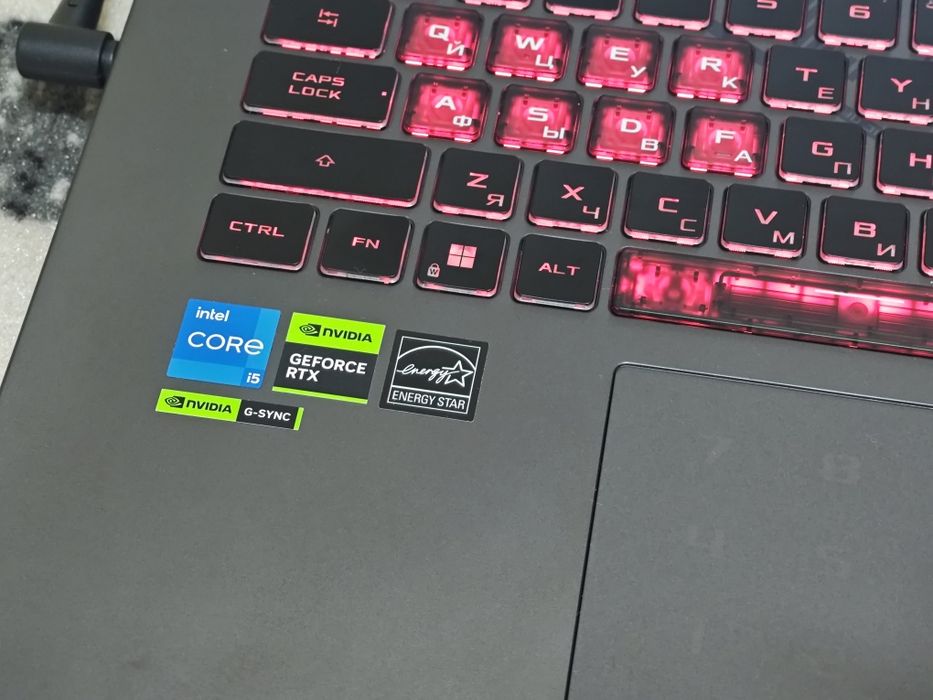 Asus Rog STRIX G16
Н ASUs ROG Strix G16 
САМАЯ