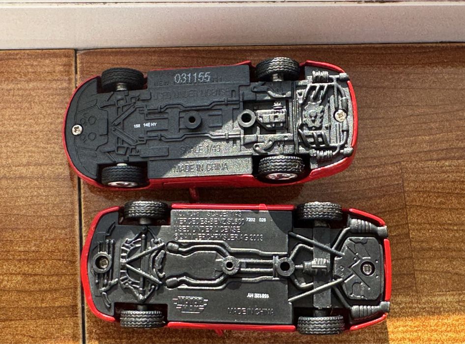 Machete auto 1/43 Burago