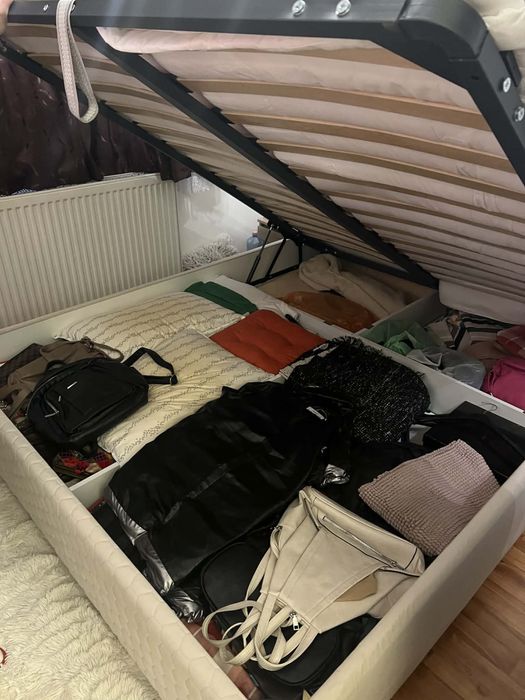 Pat cu saltea 160x200