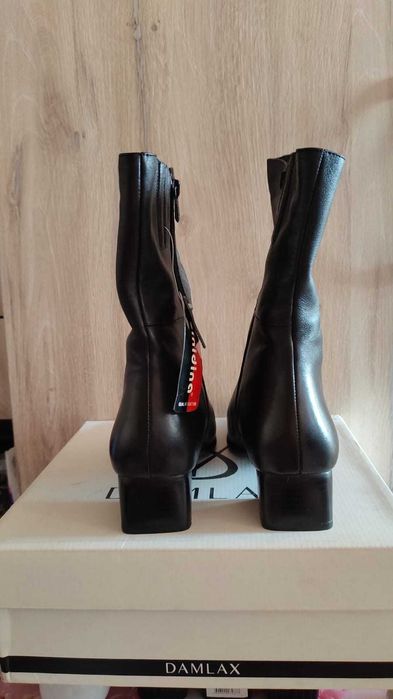 Продам сапоги женские кожаные
