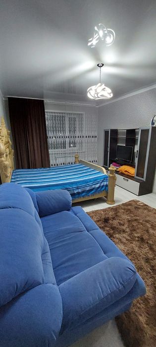 По часам. Районы разные