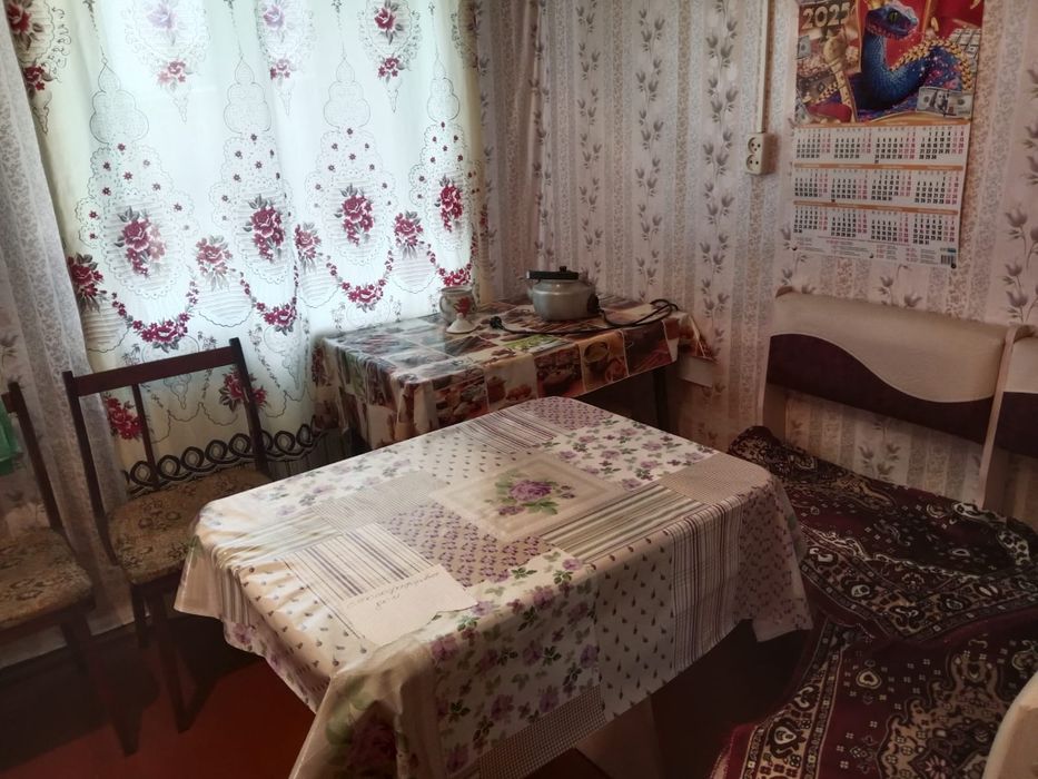 Продаётся дом в поселке Бурлин