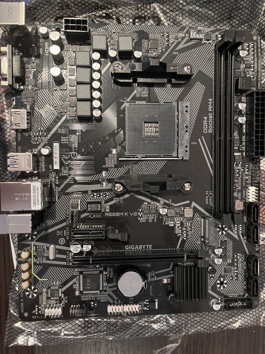 Vand Placa de baza Gigabyte A520M K V2 +Sursa Aqirys Pulsar SI 650W