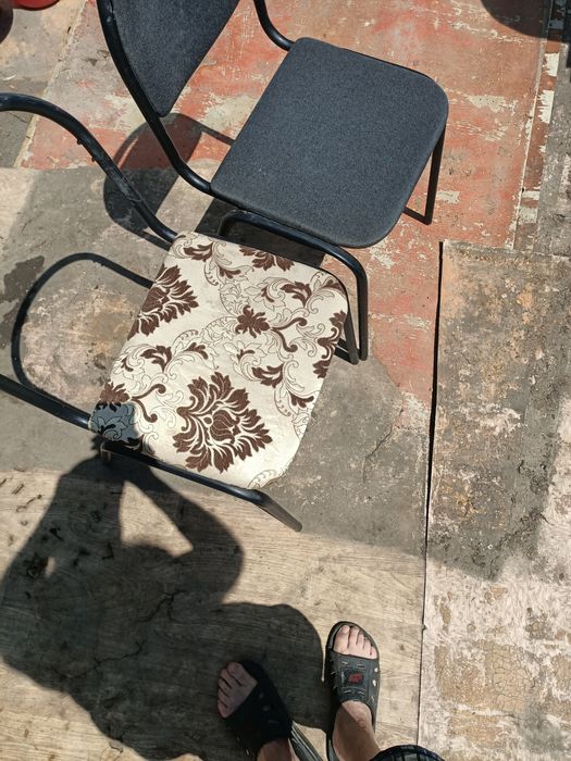 Табуретки стулья стульчики