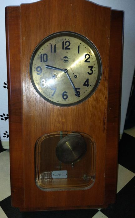 Часы с маятником ОЧЗ