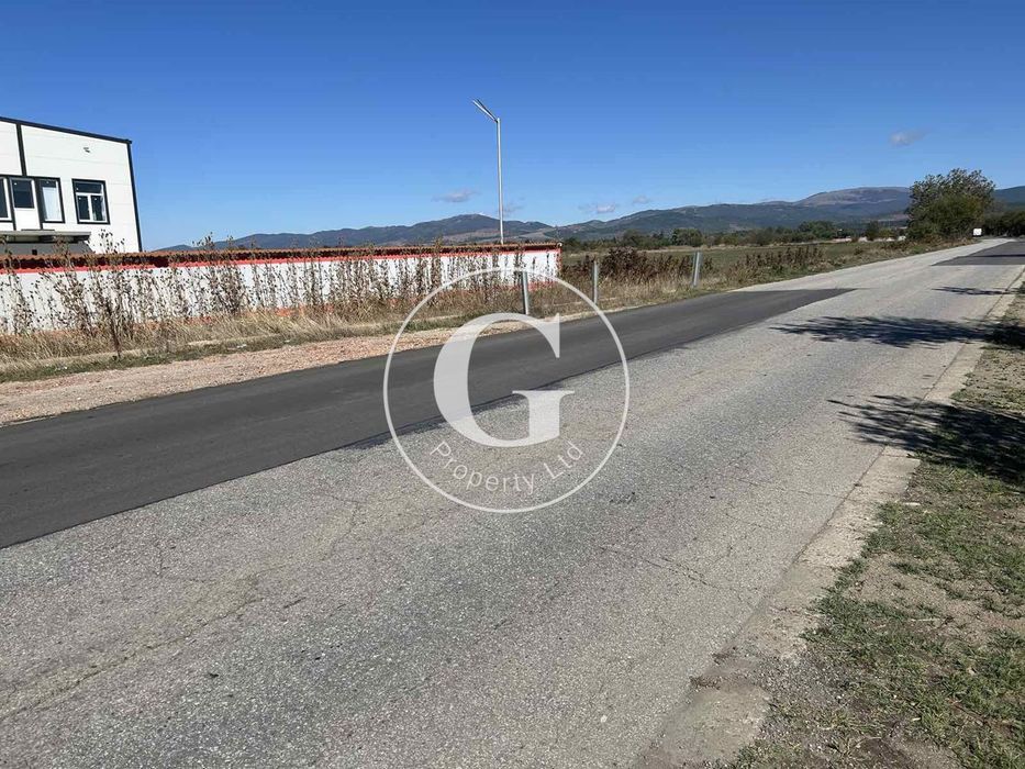 Продава се Парцел в Елин Пелин - 4176 кв.м за 16 €/кв.м - Снимка #4