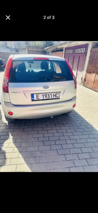 Автомобил Ford Fiesta