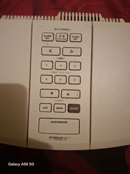 Vand  radio ceas bose