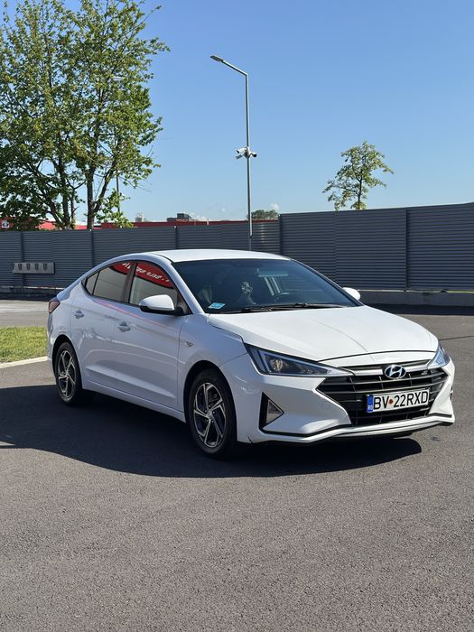 HYUNDAI Elantra 2019 — imagine 4